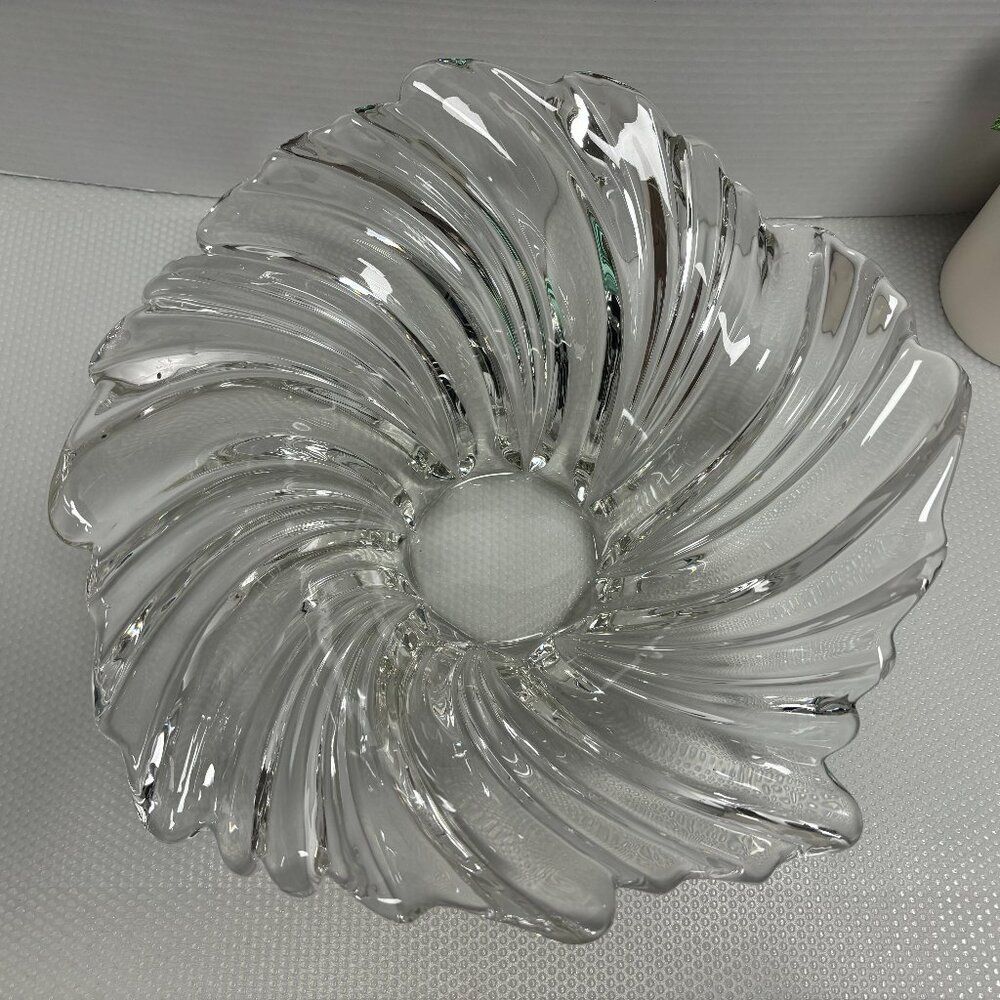 MIKASA BELE EPOCHE Swirl, Contemporary Style Art Glass, Large Centerpiece Bowl - Picture 3 of 4